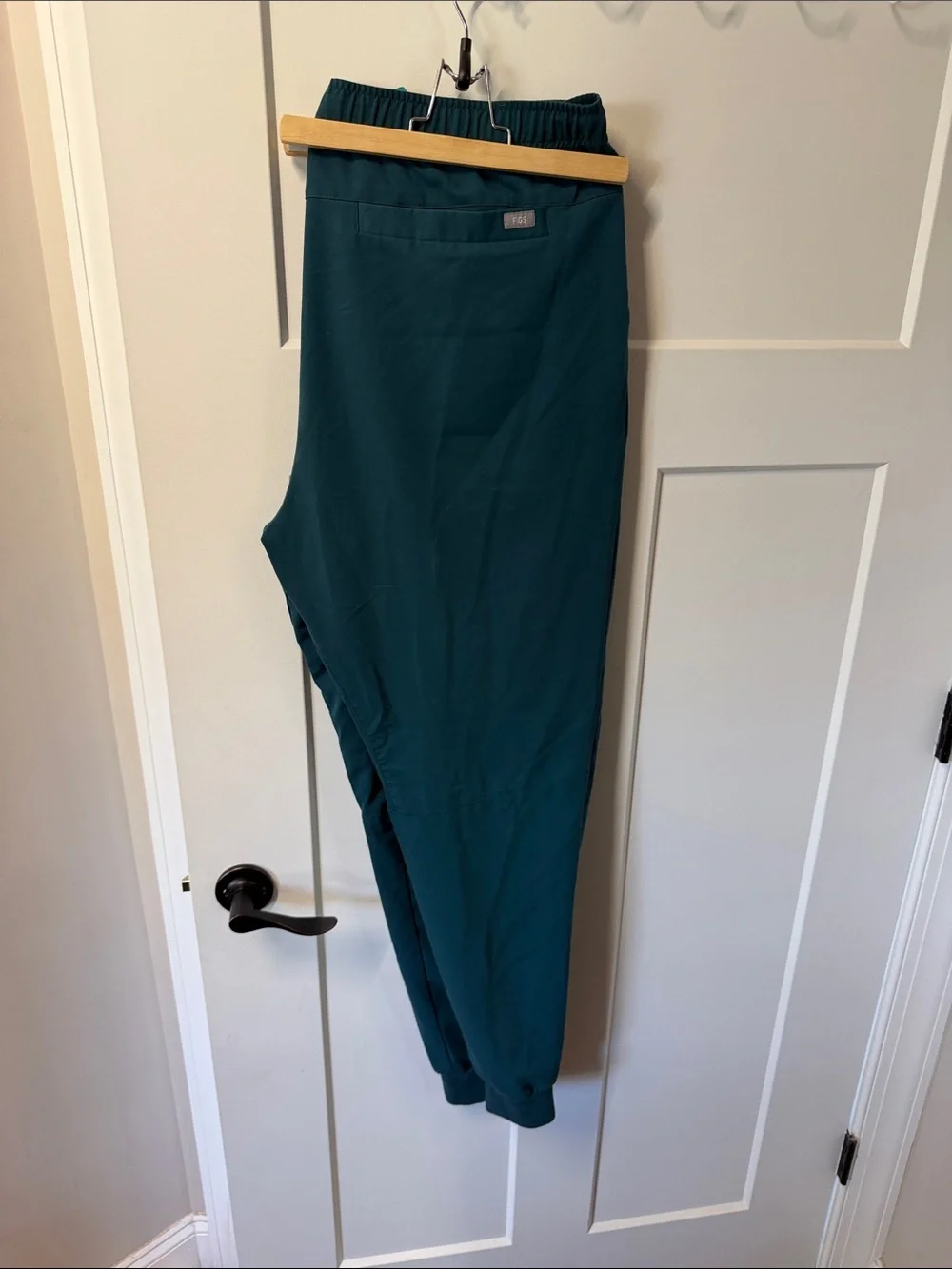 Figs Men's Teal Jogger Pants with Elastic Waist